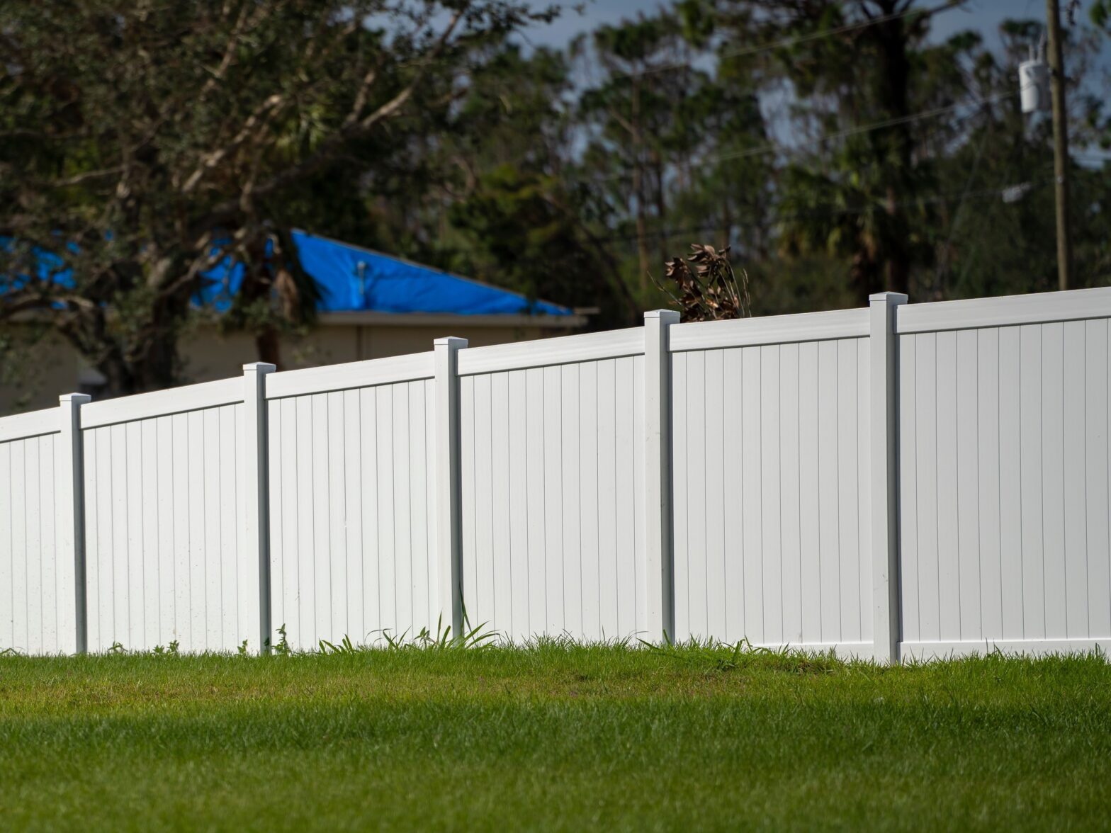 Photo of a vinyl fence in Egg Harbor Township, NJ by South Jersey fence company