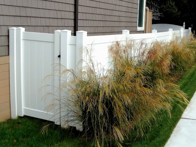 Vinyl Privacy Fencing in South Jersey Shore